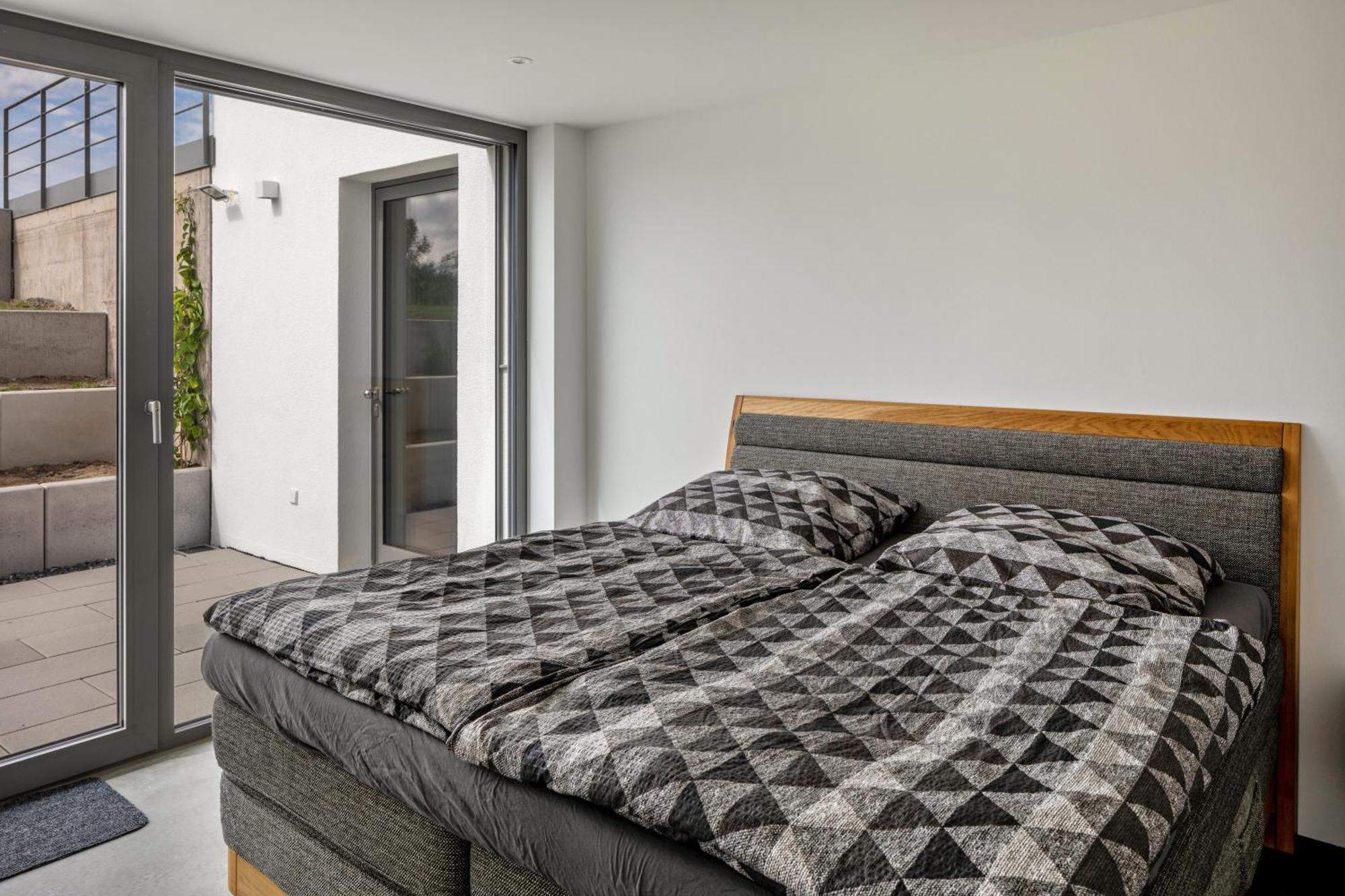 Ferienwohnung Im Obstgarten Иринген Екстериор снимка