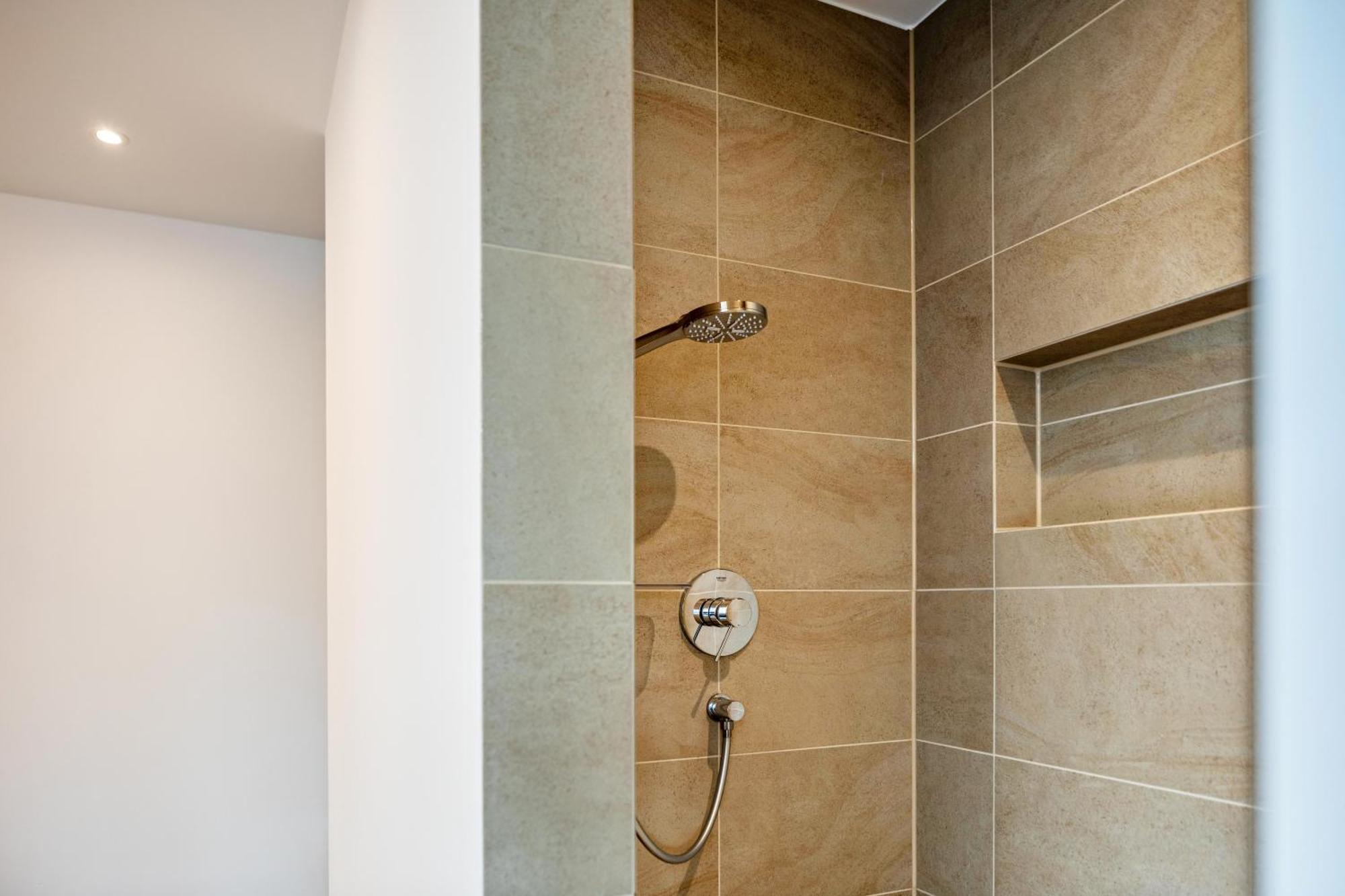 Ferienwohnung Im Obstgarten Иринген Екстериор снимка